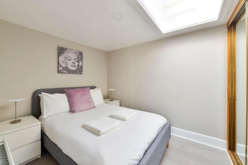 George IV Bridge - Superbly Located 3 Bedroom! إدنبرة المظهر الخارجي الصورة